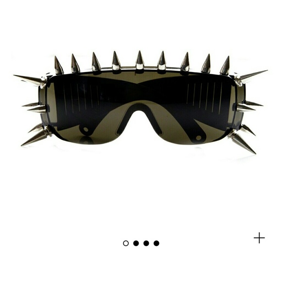 Accessories - 😎 Punk Rocker Shield