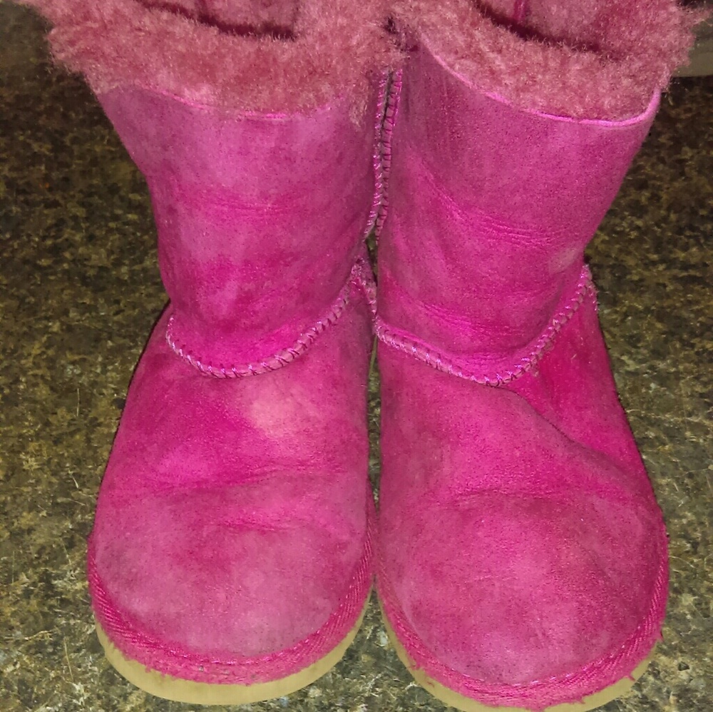 Girls ugg boots