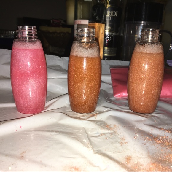 The Glow Getter Highlighter Luminous Spray - Picture 2 of 6