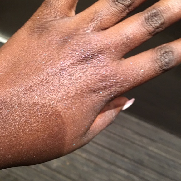 The Glow Getter Highlighter Luminous Spray - Picture 5 of 6