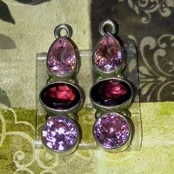 #0083 Topaz, Garnet and Amethyst Earrings - Picture 2 of 3