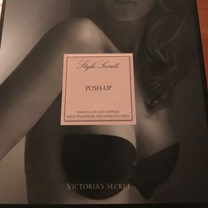 Victoria's Secret backless/strapless bra