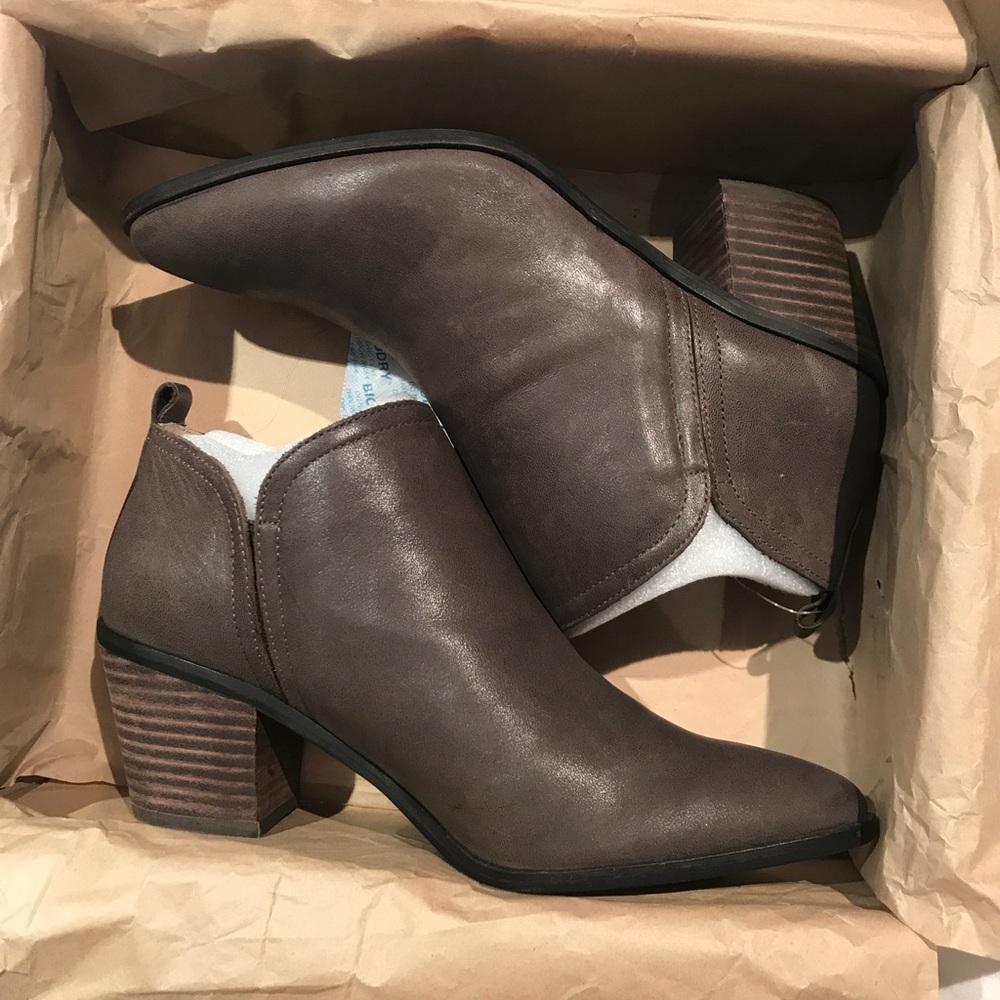 Brand New Lucky Brand booties. Grey, size 7.