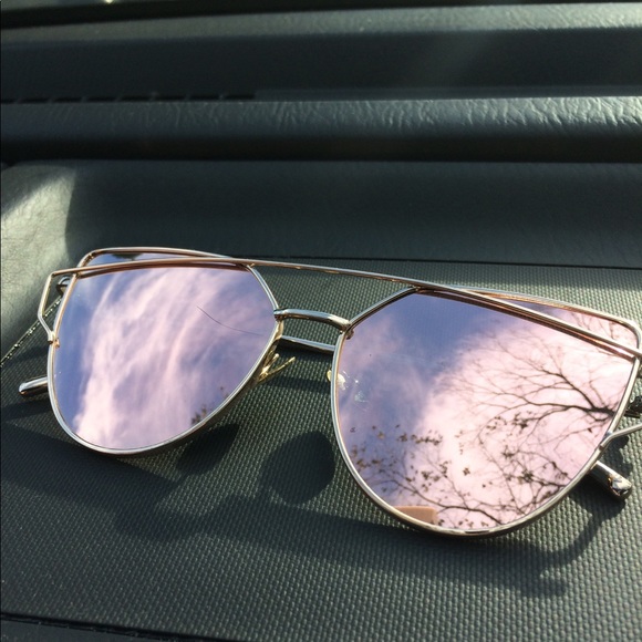 Sunglasses! - Picture 2 of 3