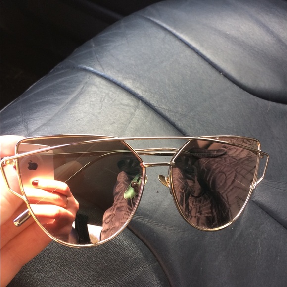 Sunglasses! - Picture 3 of 3