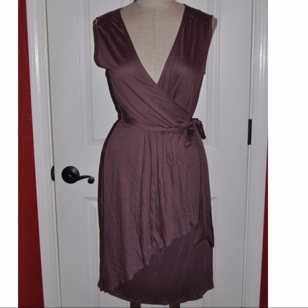 gift New ANN TAYLOR Sleeveless Faux Wrap Dress NWT - Picture 3 of 7