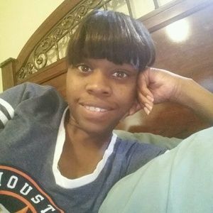 Meet your Posher, Shanta