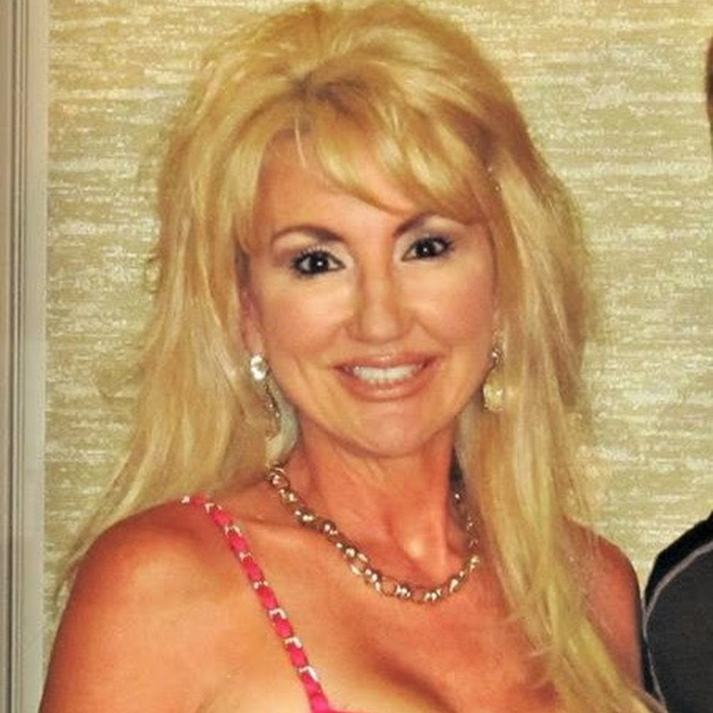 Meet your Posher, Alissa