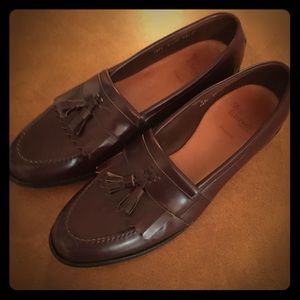 Allen Edmonds Newport Merlot Tassel Loafers 12 B Allen Edmonds Newport Merlot Tassel Loafers 12 B