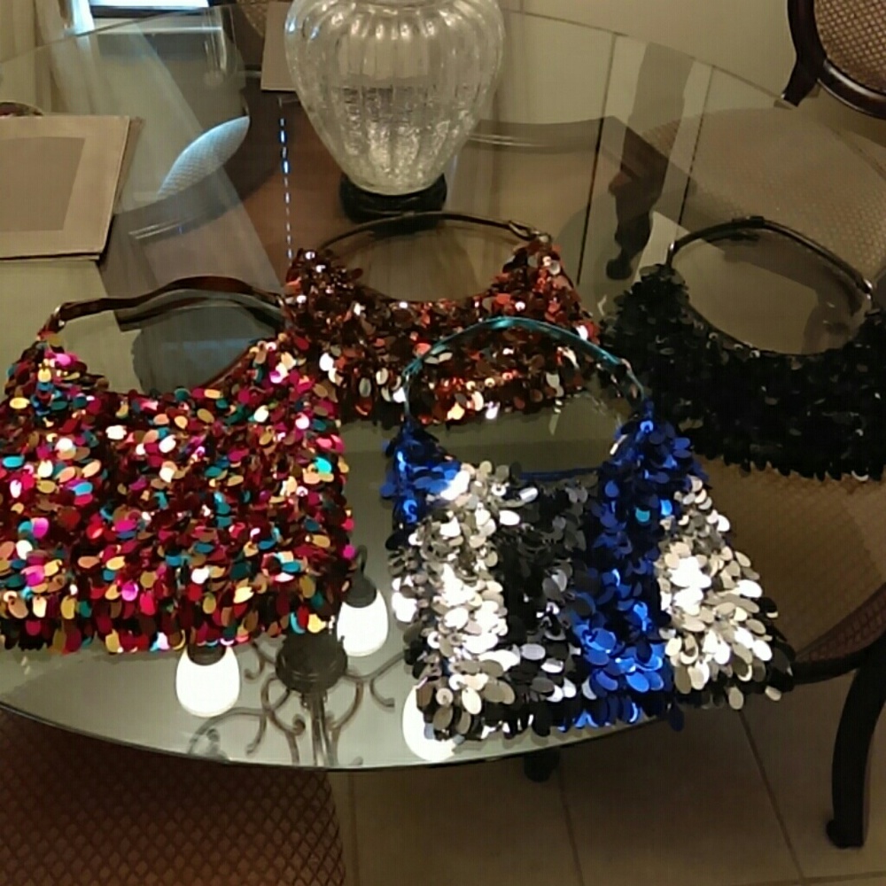 🍸🍷 LOT of 4 PARTY BAGS SOLD!!