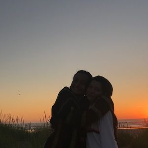 Meet your Posher, Abigail