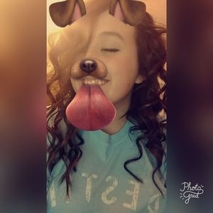 Meet your Posher, Alexis