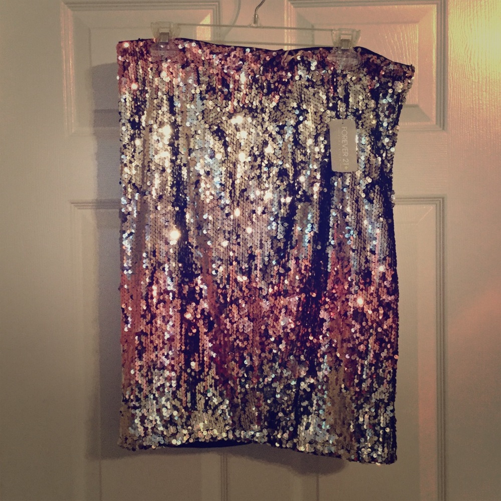 Sequins Pencil Skirt
