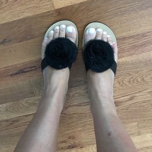 Nine West floral blossom flip flops