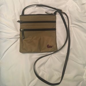 Dooney & Bourke crossbody purse