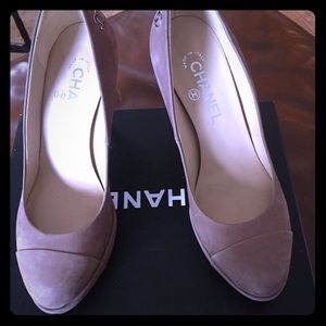 CHANEL Pink platform high heel suede CHANEL Pink platform high heel suede