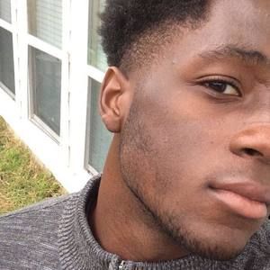 Meet your Posher, Dominique