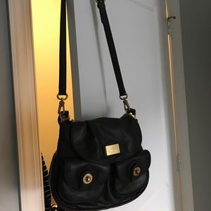 Marc Jacobs cross body bag. Espresso brown.