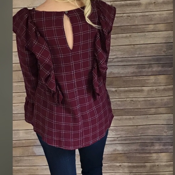 ‼️Sale‼️Cranberry Ruffled Plaid Top - Picture 3 of 4
