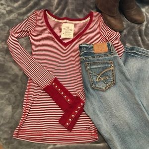 Hollister v-neck long sleeve shirt