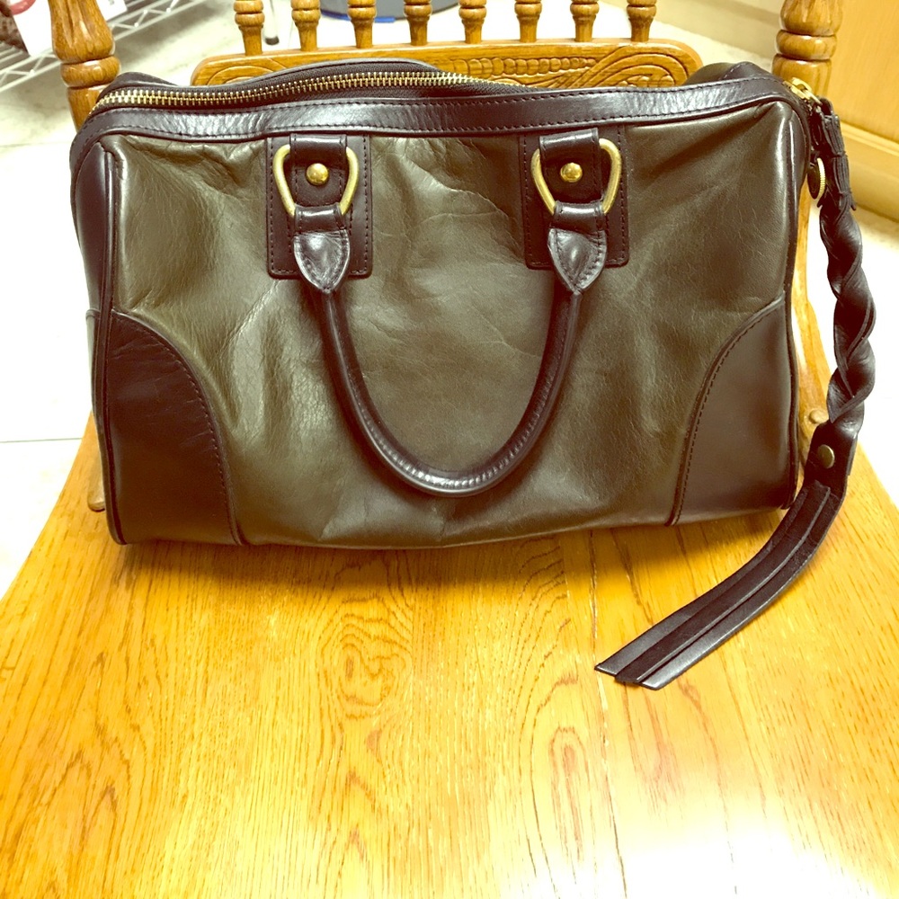 Mayle la feminine olive and black leather handbag