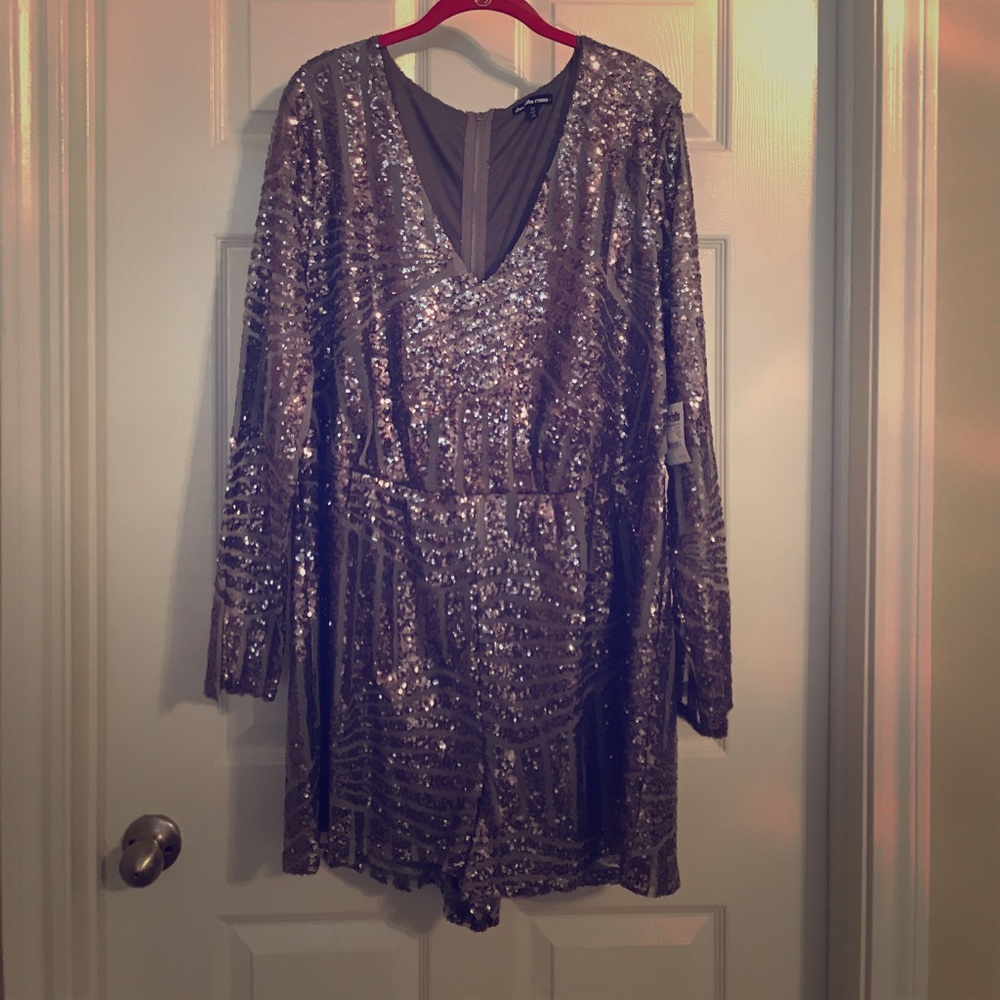 Long Sleeve Sequins Romper