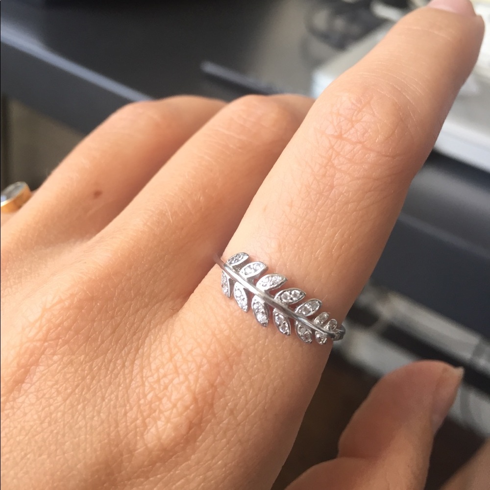 Leaf ring
