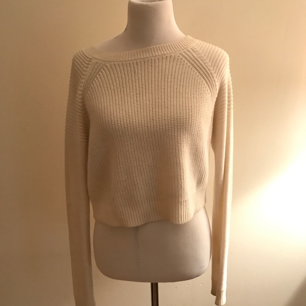 Cream Pullover