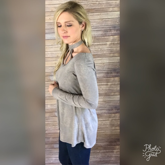 ‼️Sale‼️Cage Tie Neck Tunic - Picture 3 of 4