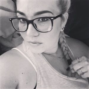 Meet your Posher, Yukira