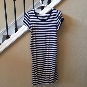 Liz Lange maternity dress