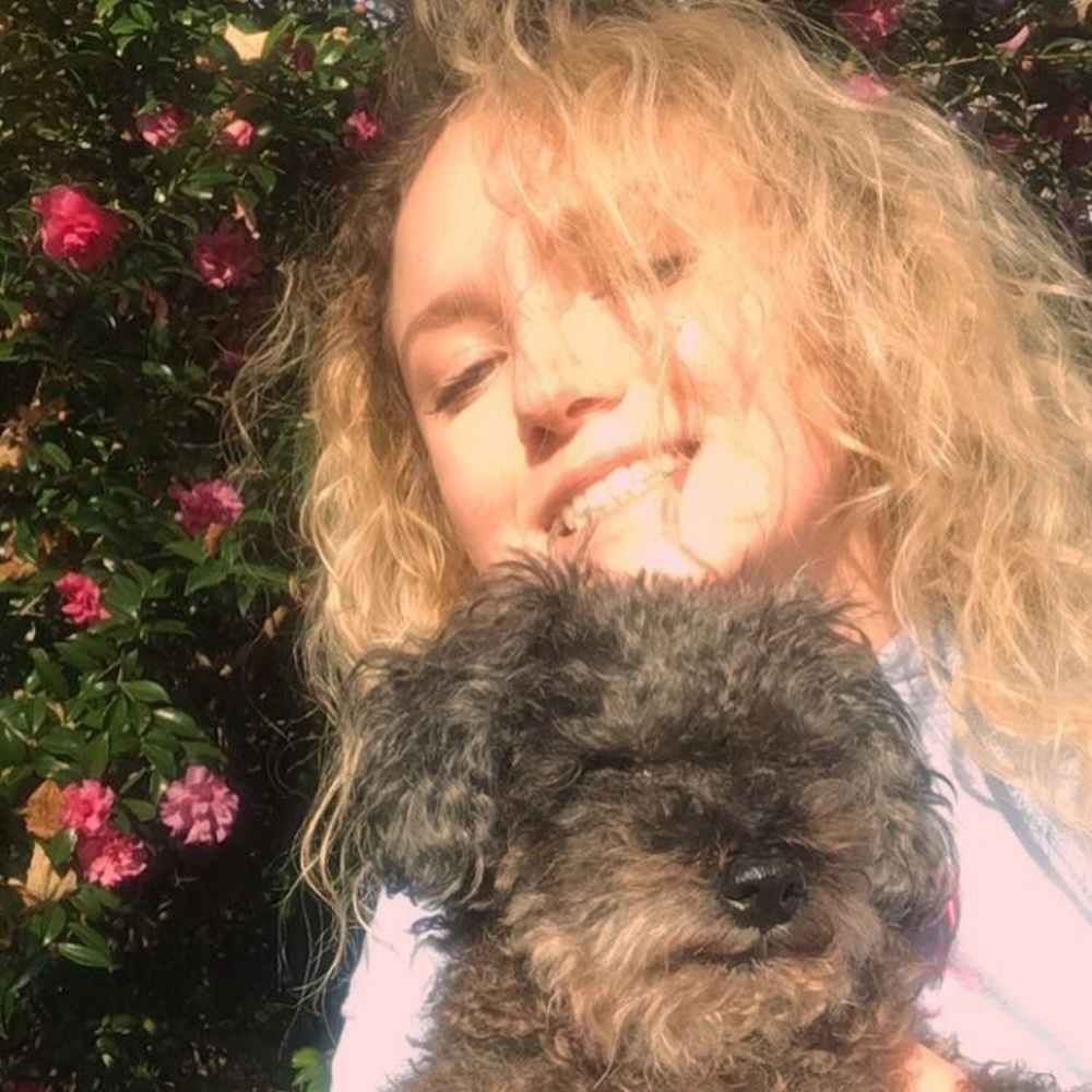 Meet your Posher, Chloe