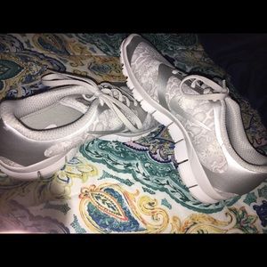 🐍 Nike free 5.0 snakeskin print 🐍