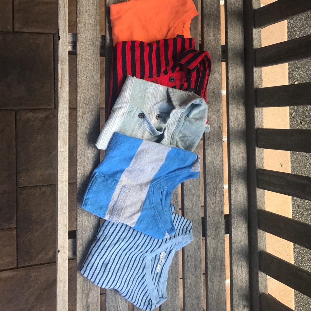 Bundle of 5 toddler boys shirts!!