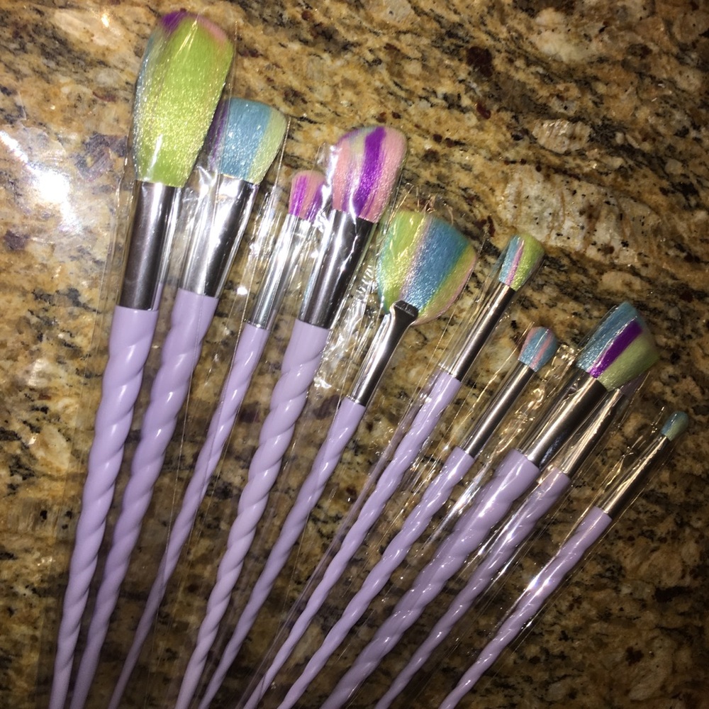 ONE DAY SALE 🎈New- 11 pc Unicorn Makeup Brush Set
