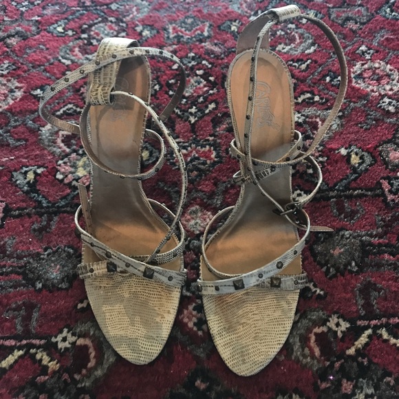 Carlos Strappy heels - Picture 3 of 4