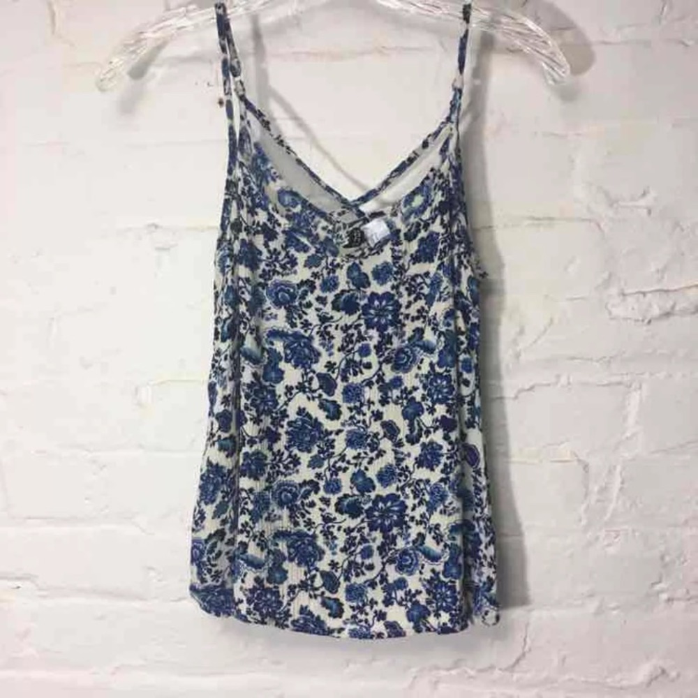 Blue & White Floral Top H&M Size 4 - Picture 2 of 4