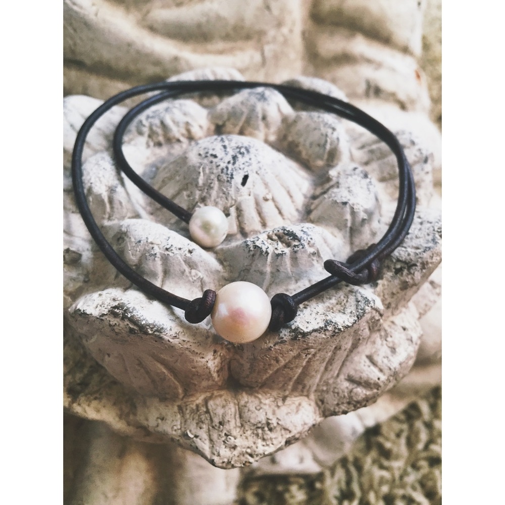 Freshwater Pearl Leather Choker Necklace Women