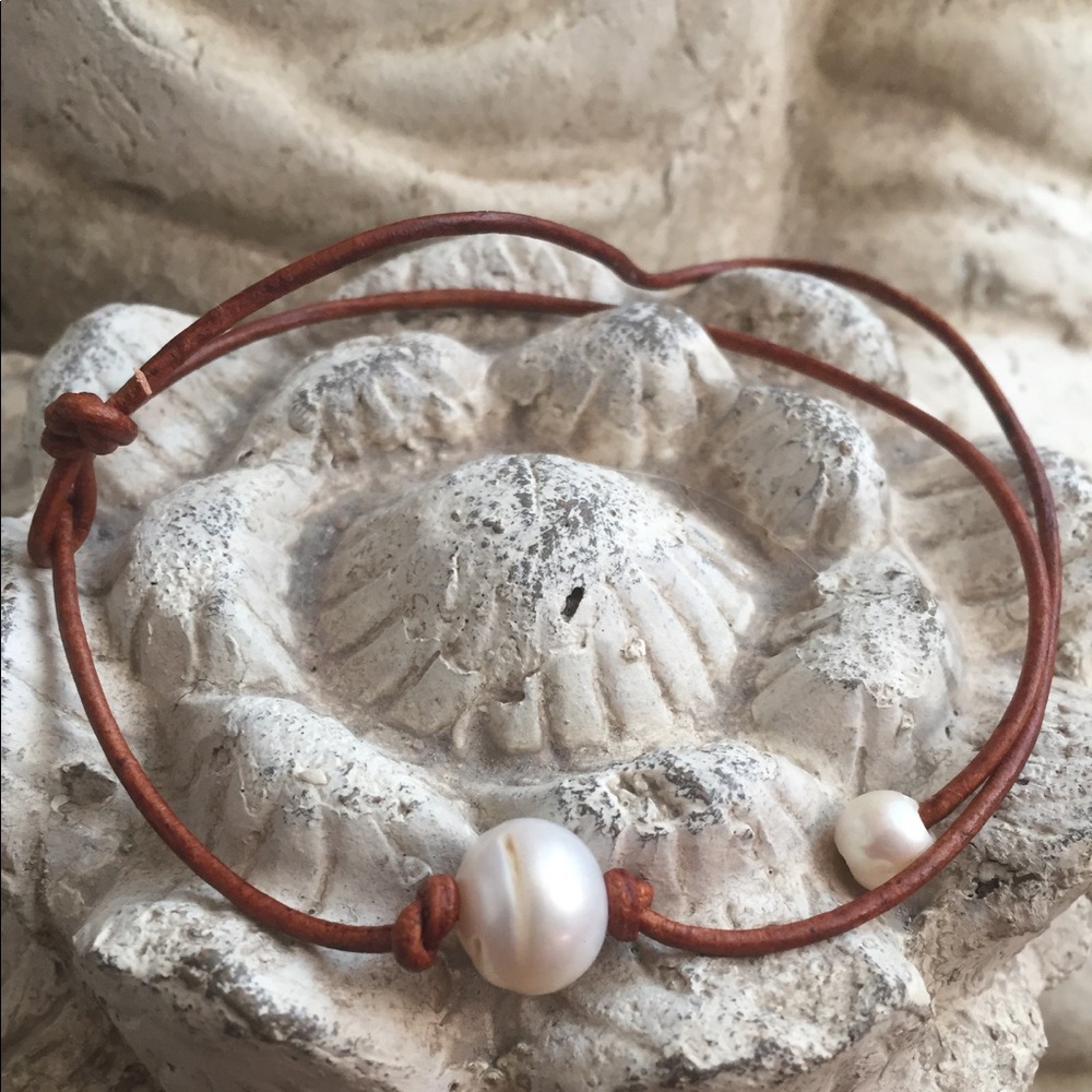 Pearl Leather Necklace Choker Single Women Hobo