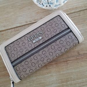 Guess Wallet