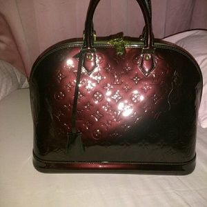 Louis Vuitton  bag with box and draw strings