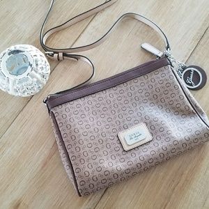 Guess Crossbody