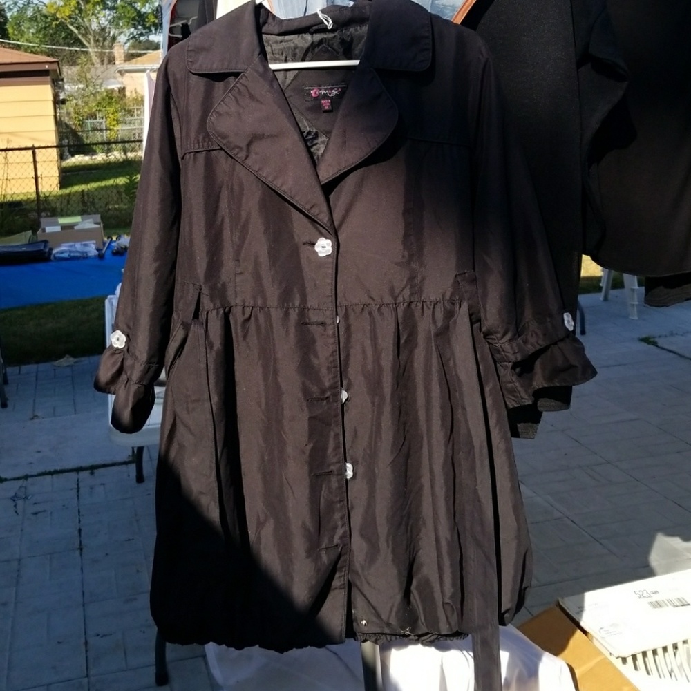 Black bubble bottom jacket