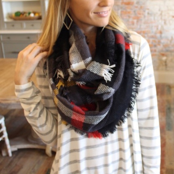 Infinity Raine Accessories - LAST ONE! Gray Plaid Fringe Infinity Scarf