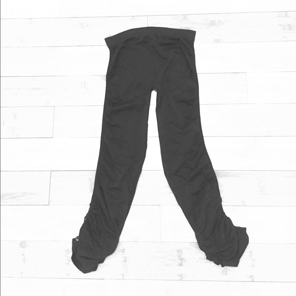 Black cropped leggings with jeweled detail