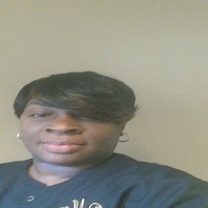 Meet your Posher, Oneka