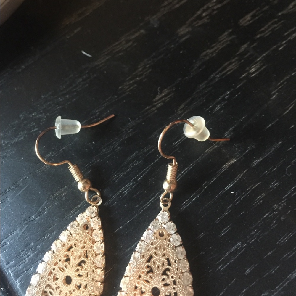 Beautiful gold plated filigree earrings - Picture 2 of 4