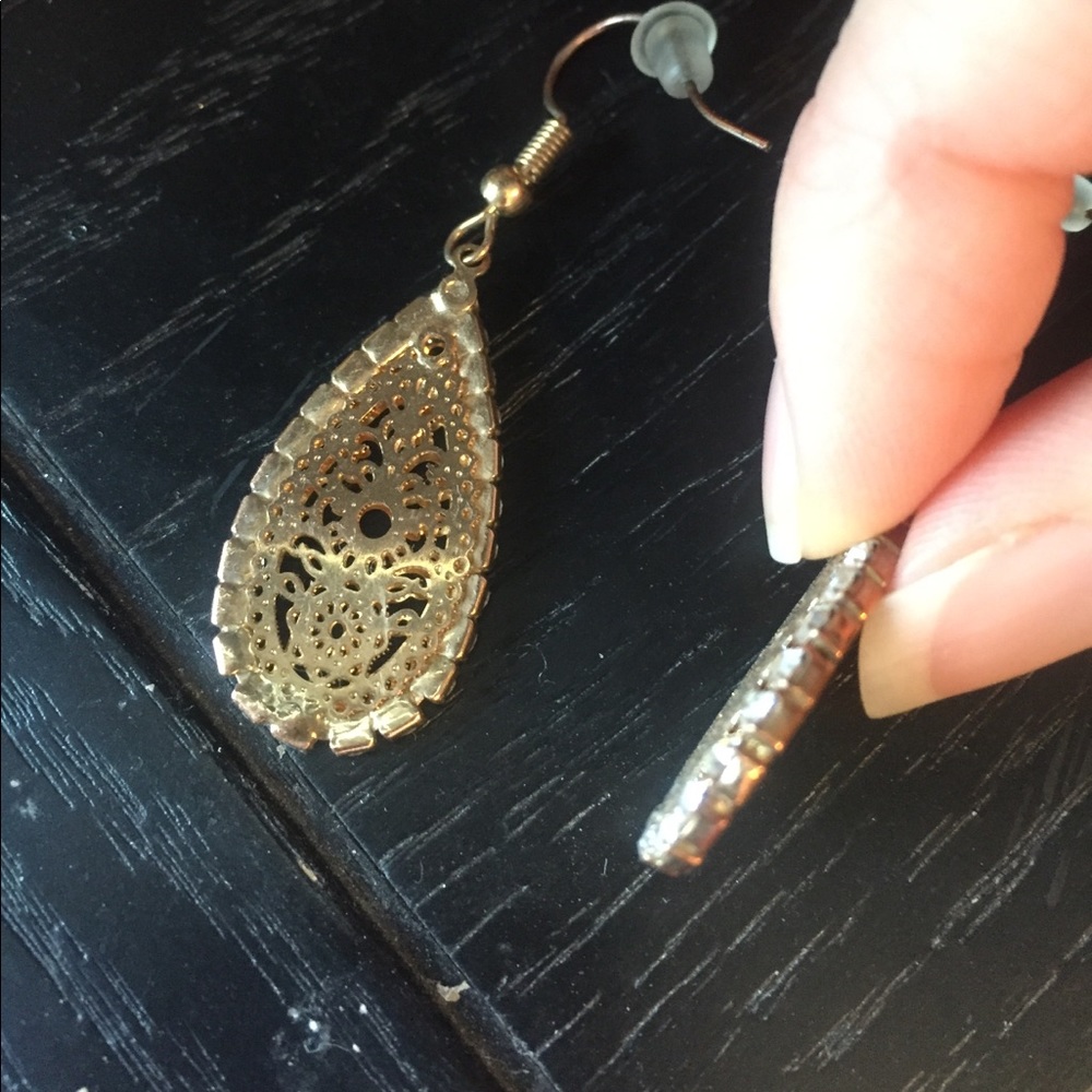 Beautiful gold plated filigree earrings - Picture 3 of 4