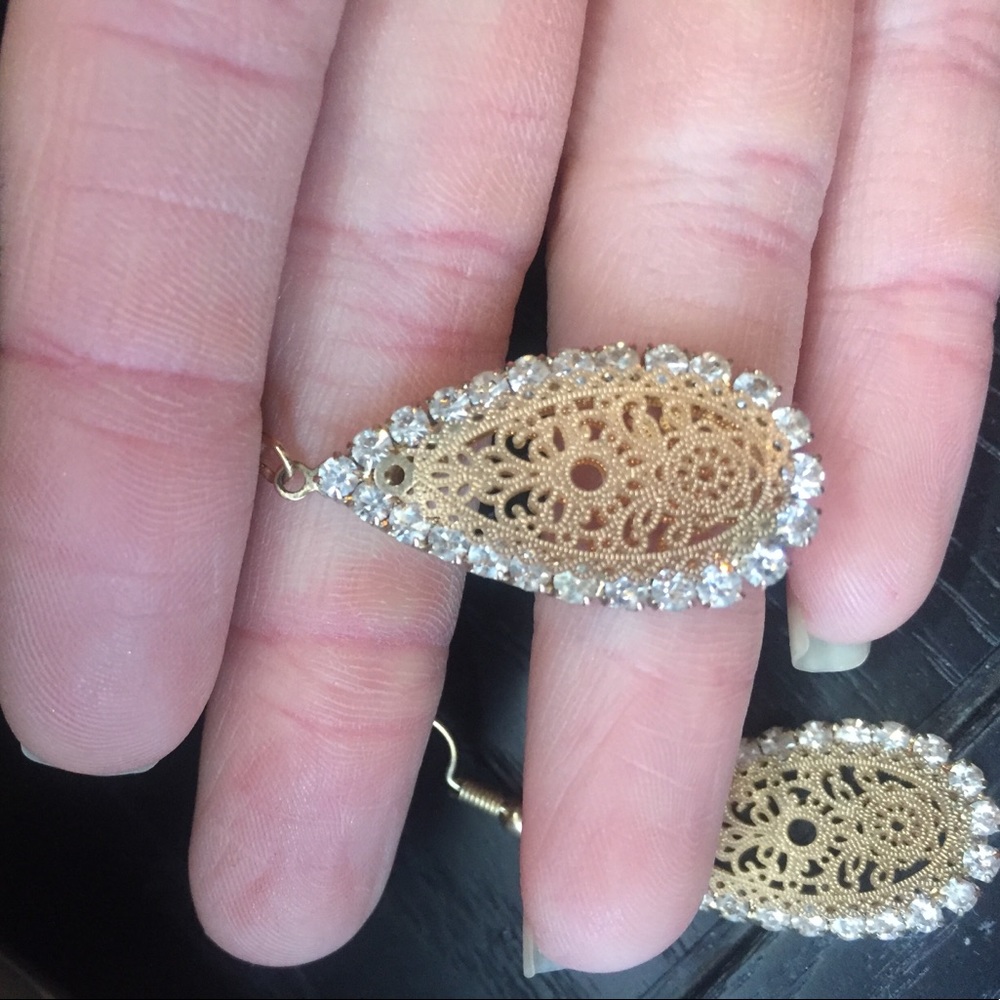 Beautiful gold plated filigree earrings - Picture 4 of 4