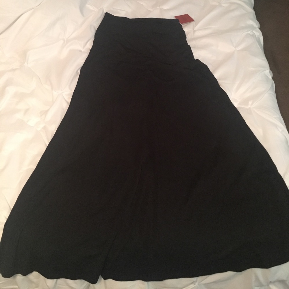 Medium Mossimo maxi skirt